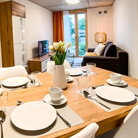 Boarding Apartment *